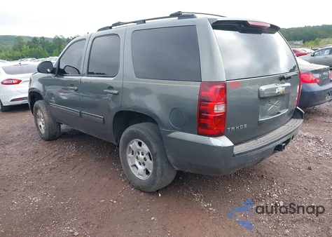 2011 Chevrolet Tahoe Ls z USA, uszkodzony, nr VIN 1GNSCAE06BR163286